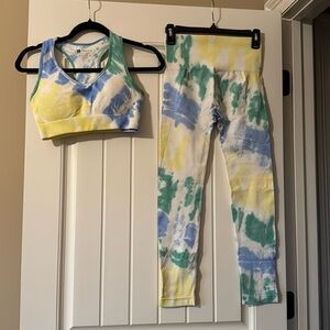 Two Piece Athletic Set S